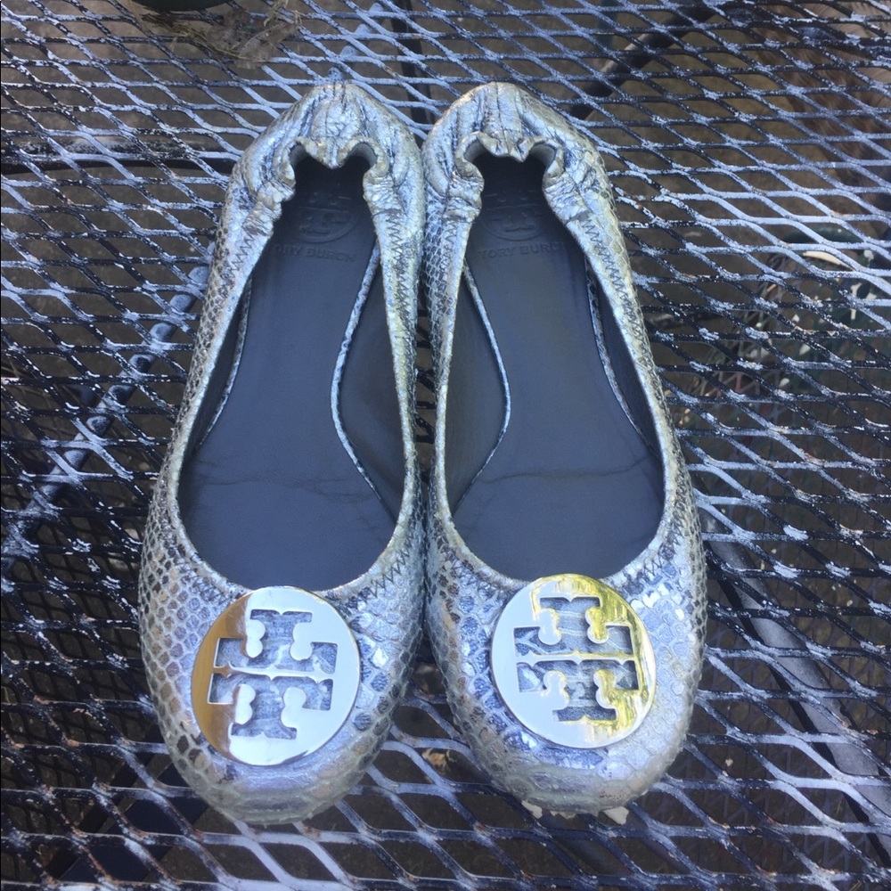 Tory Burch snake skin revas size 7.5 GUC - Picture 1 of 7